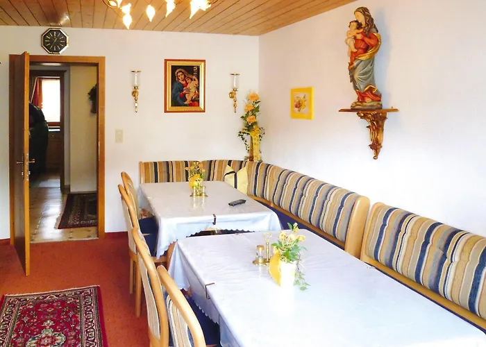 Appartement In Zillertal Near Spieljochbahn